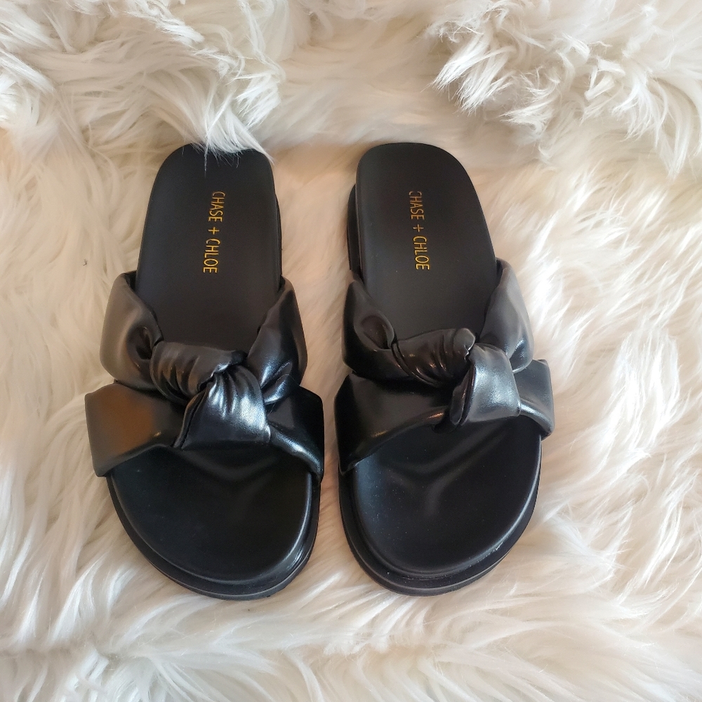 Chase and Chloe slides size 7